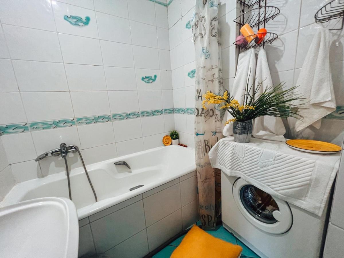 Apartments Rentals Ukraine On Kreshchatik Kyiv Exterior foto