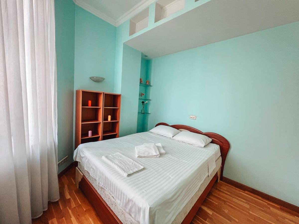 Apartments Rentals Ukraine On Kreshchatik Kyiv Exterior foto