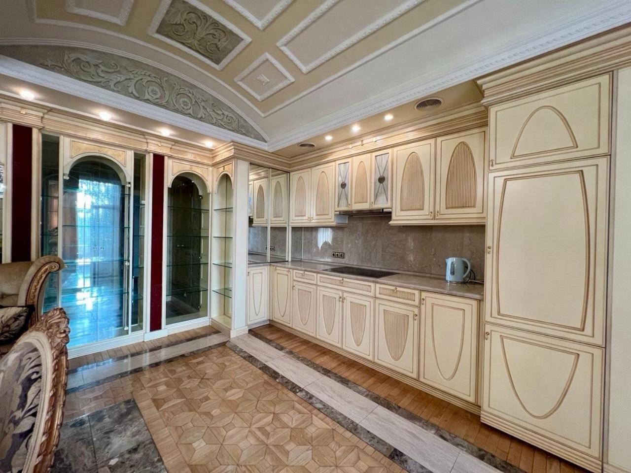 Apartments Rentals Ukraine On Kreshchatik Kyiv Exterior foto